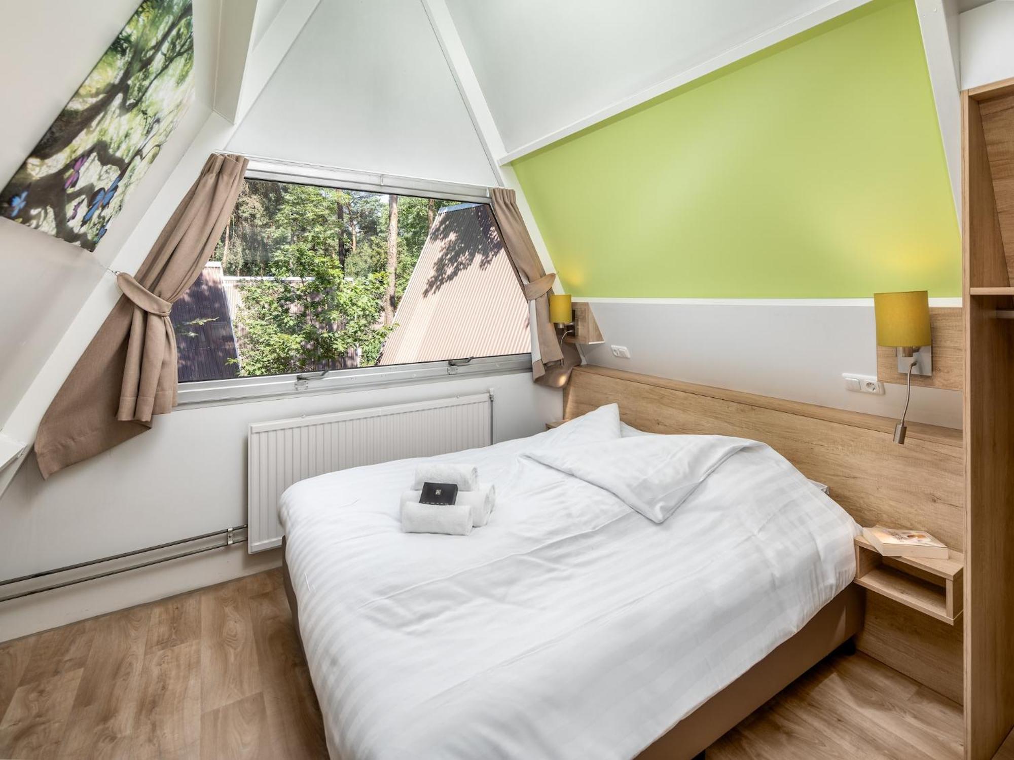 Restyled Bungalow With Dishwasher, In Natural Surroundings ミールロ エクステリア 写真